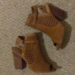 BCBG BOOTIES
